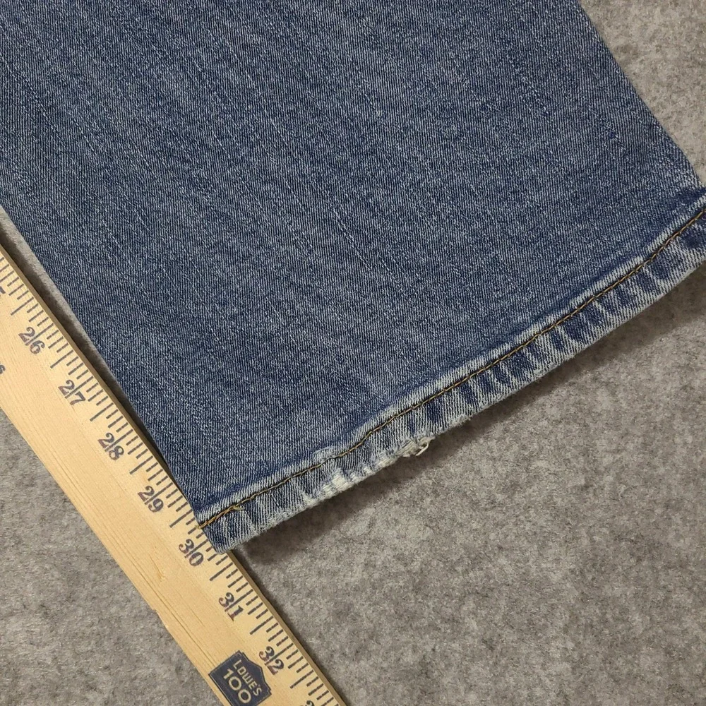 Levis these levi